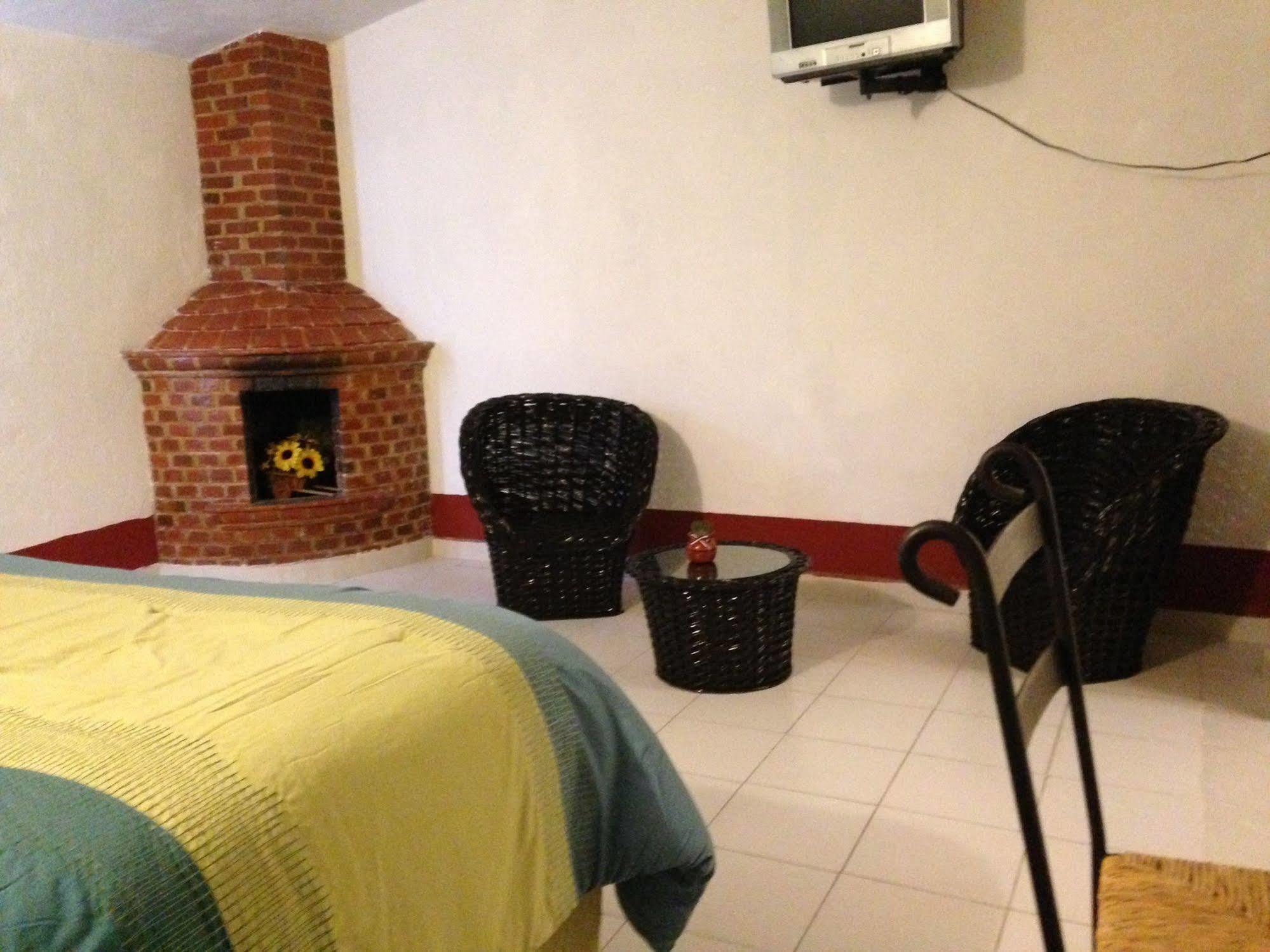 Ayenda Meson Del Rio Otel Tepotzotlan Dış mekan fotoğraf