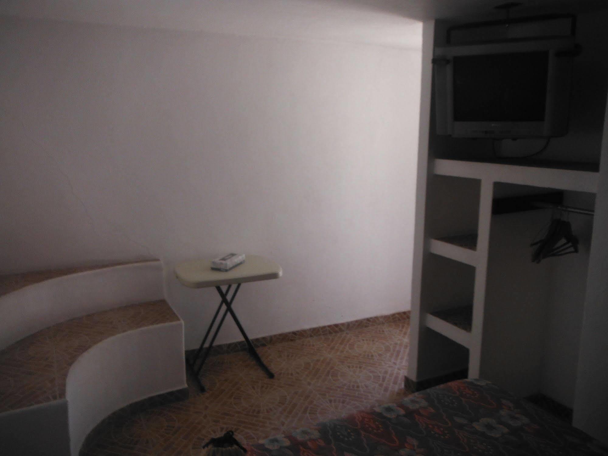 Ayenda Meson Del Rio Otel Tepotzotlan Dış mekan fotoğraf